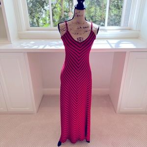 Iris Maxi Dress Size SM